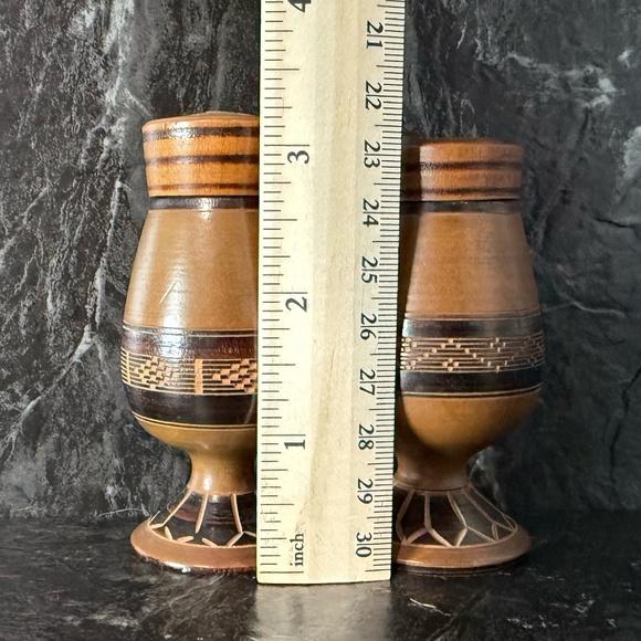 Wooden Salt and Pepper Shakers - Picture 2 of 9